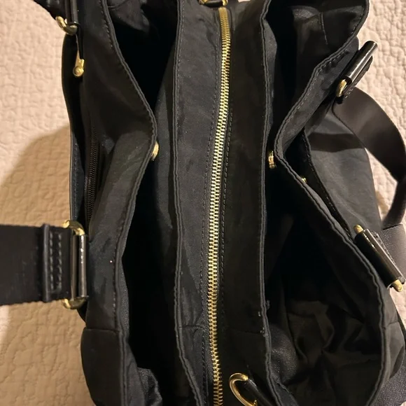 Kipling Black Shoulder Bag with Gold Details - Picture 3 of 12